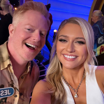 Jesse Tyler Ferguson and Maggie Sajak, Celebrity Wheel Season 5. 
